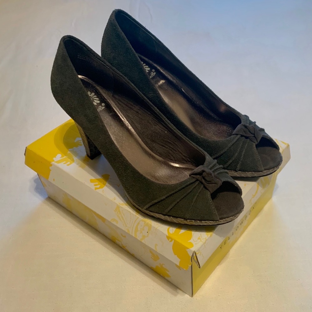 Womans Size 9 Yellowbox Amanda-s Peep Toe Heels